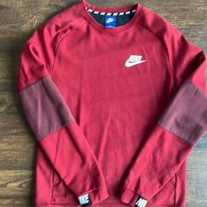 Nike sweatshirt